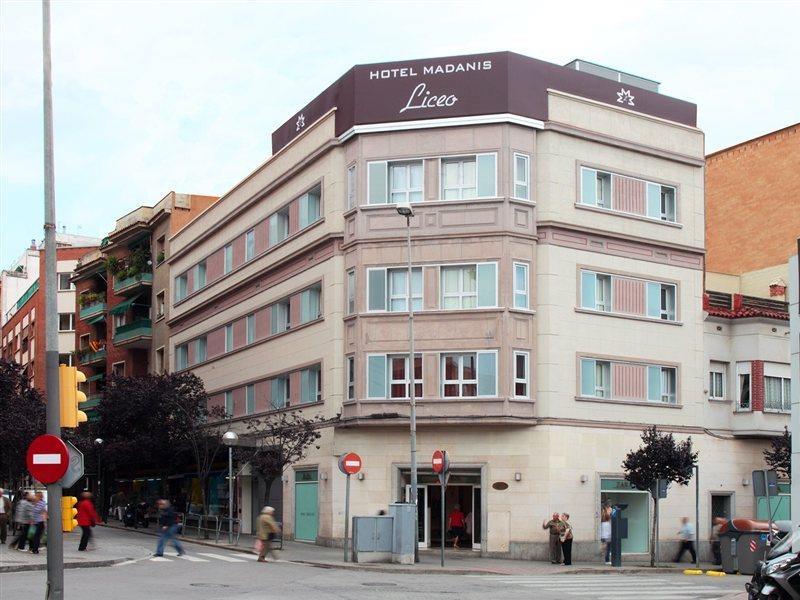 Hotel Madanis Liceo Л'Успіталет-да-Любрагат Екстер'єр фото