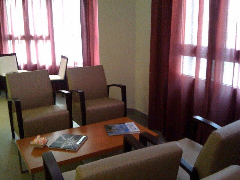 Hotel Madanis Liceo Л'Успіталет-да-Любрагат Екстер'єр фото